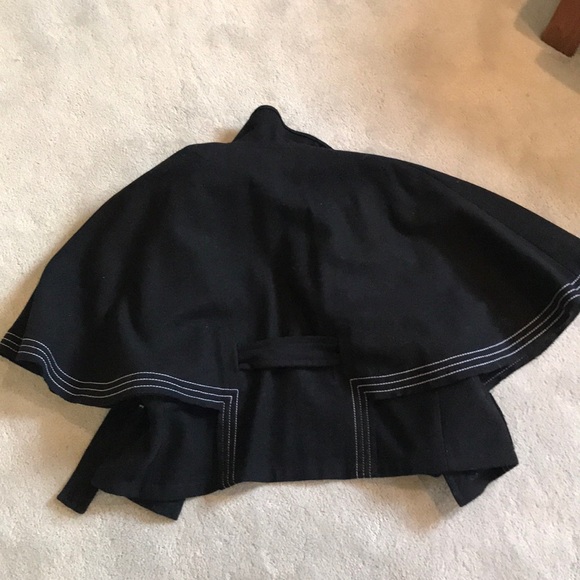 Arden B. Black poncho jacket with tie at the waist - Picture 2 of 4